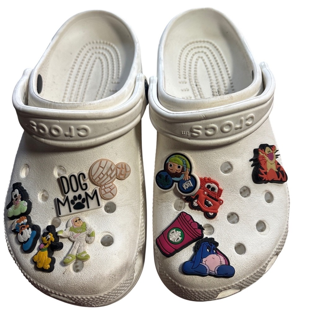 Crocs Classic Clogs White Womens 7 Mens 5 Disney Jibbitz Charms Dog Mom Shoes